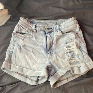 American eagle jean shorts (stretch) size (2) woman